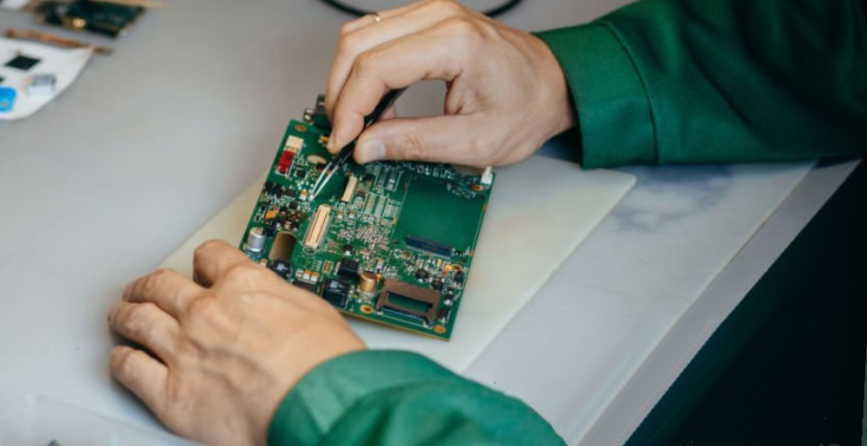 Electronics pre-compliance testing